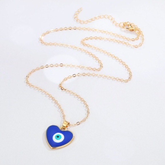 Unbranded Jewelry - 3/$30 💛 Evil Eye Heart Necklace